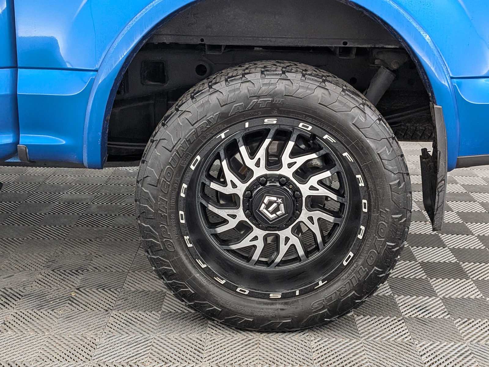 Thumbnail: 2019 Ford F-150 - 14