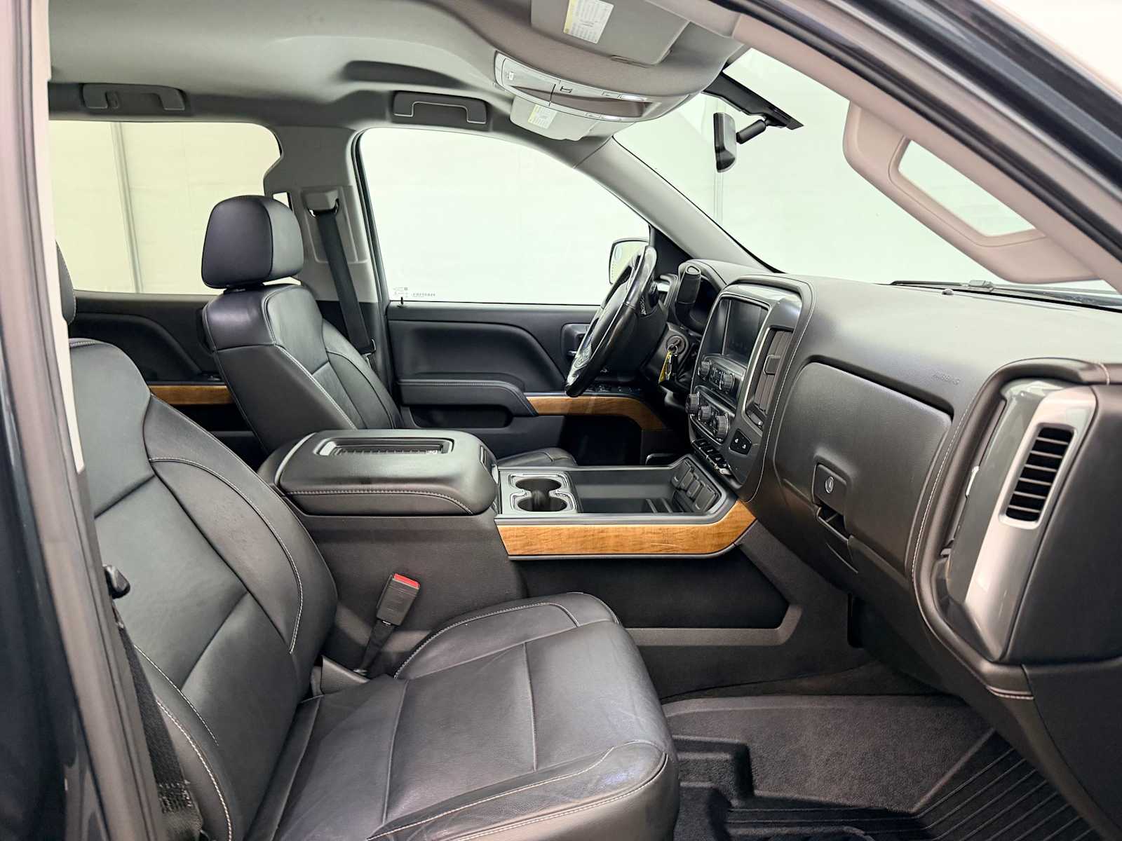 Thumbnail: 2018 Chevrolet Silverado 1500 - 23