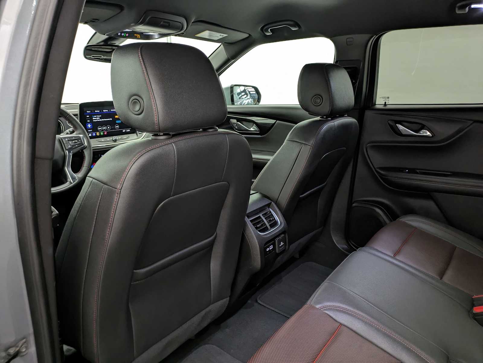 Thumbnail: 2025 Chevrolet Blazer - 19