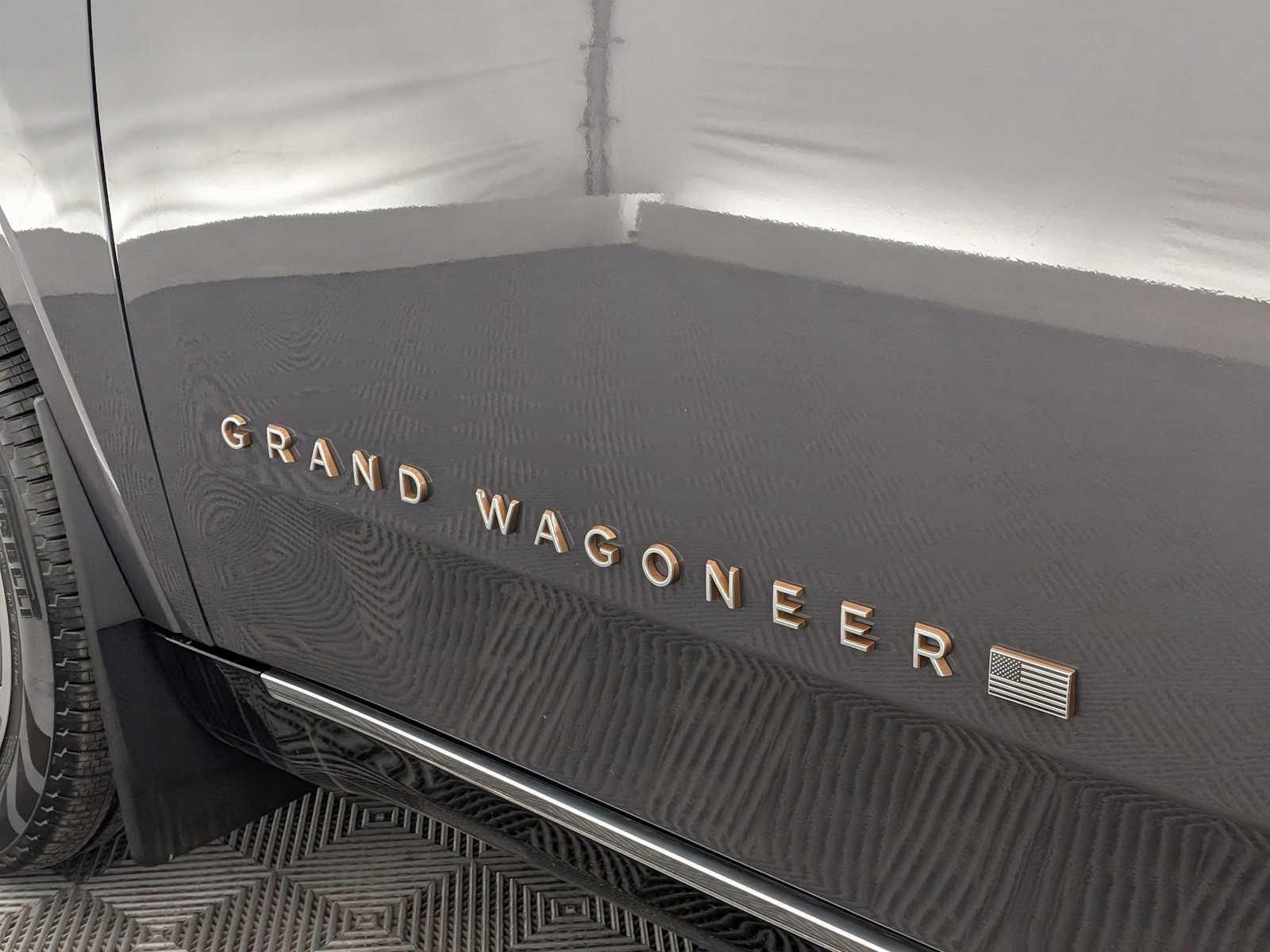 Thumbnail: 2024 Jeep Grand Wagoneer - 11