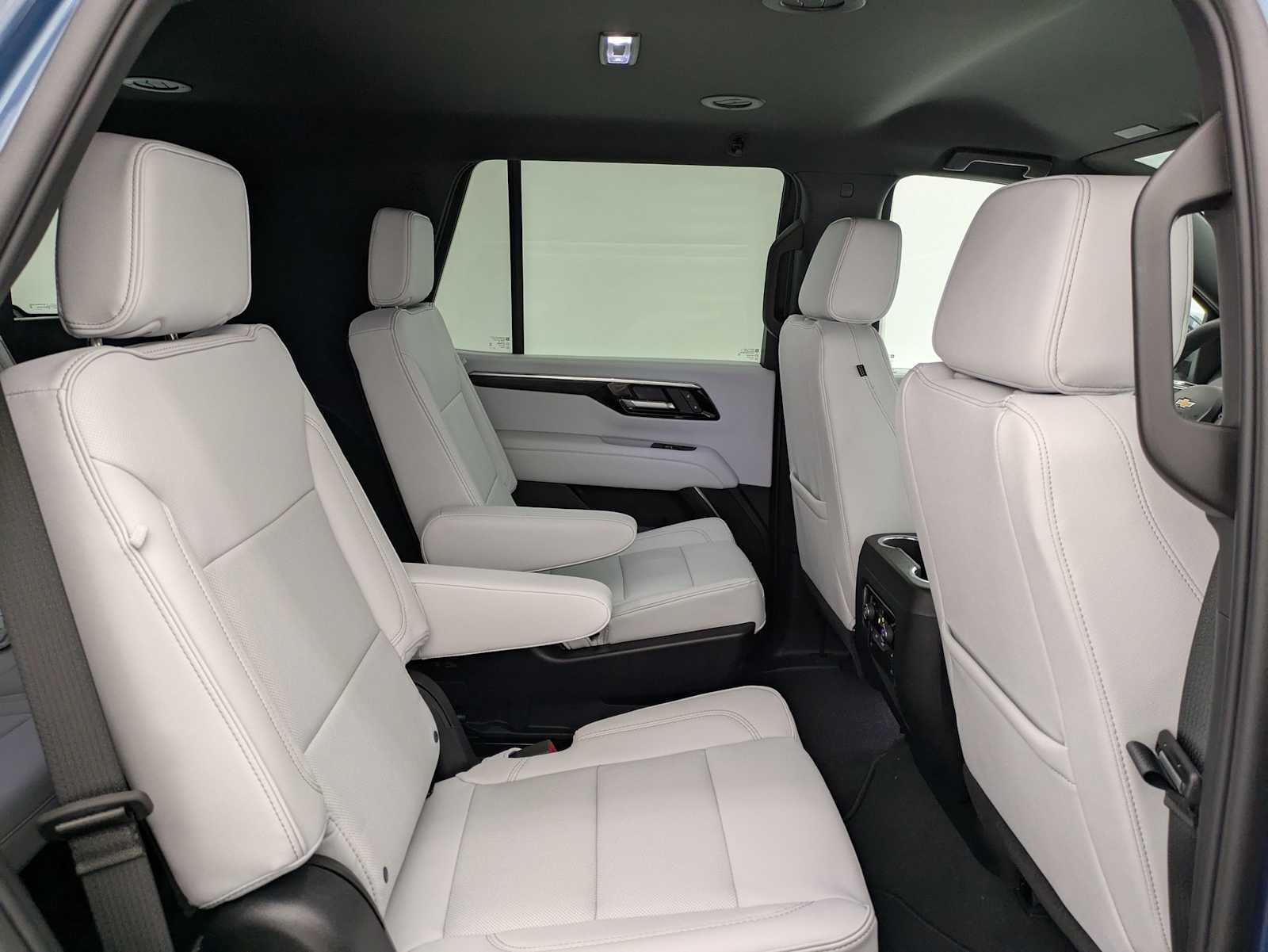 Thumbnail: 2026 Chevrolet Tahoe - 21