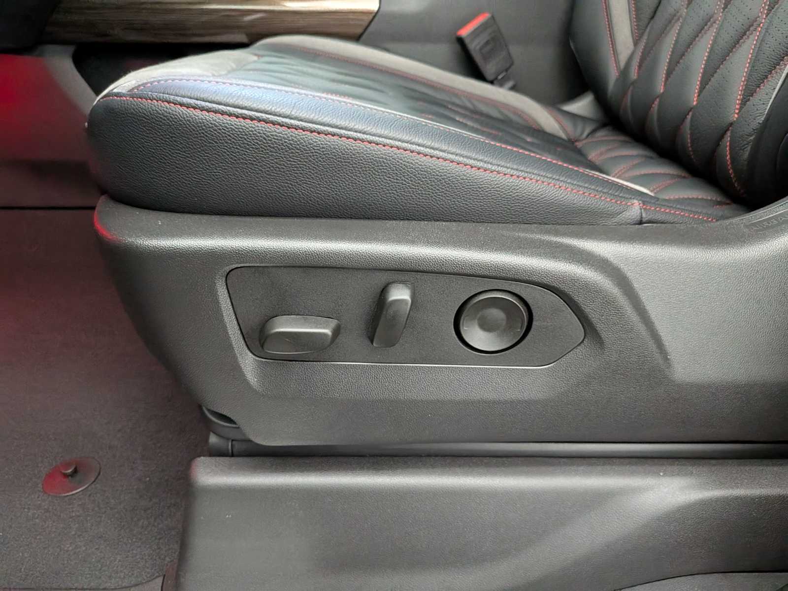 Thumbnail: 2025 Chevrolet Silverado 1500 - 20