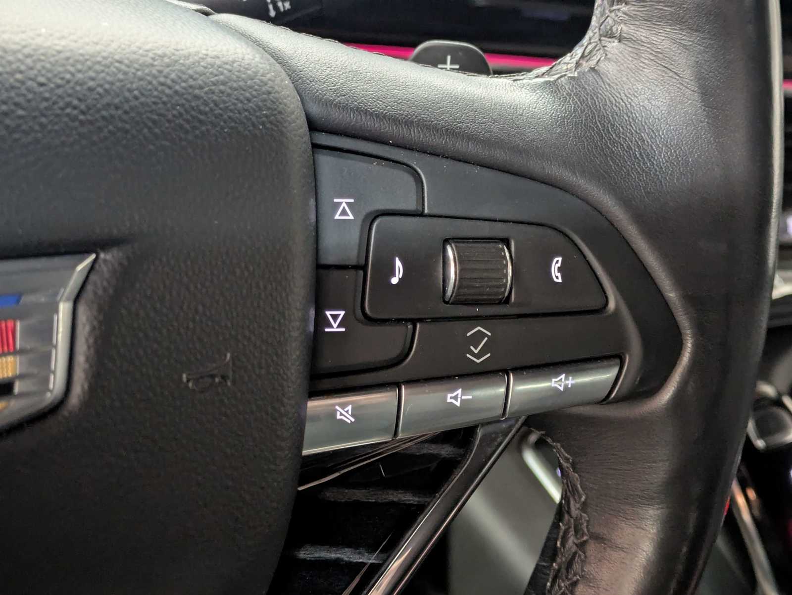 Thumbnail: 2023 Cadillac Escalade - 25