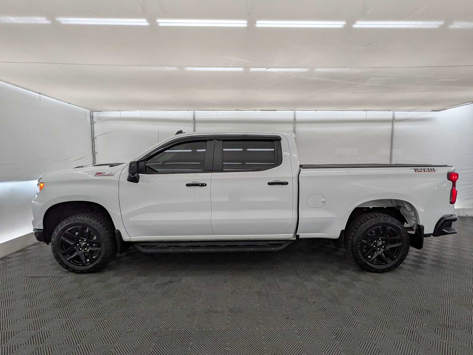 Thumbnail: 2024 Chevrolet Silverado 1500 - 3