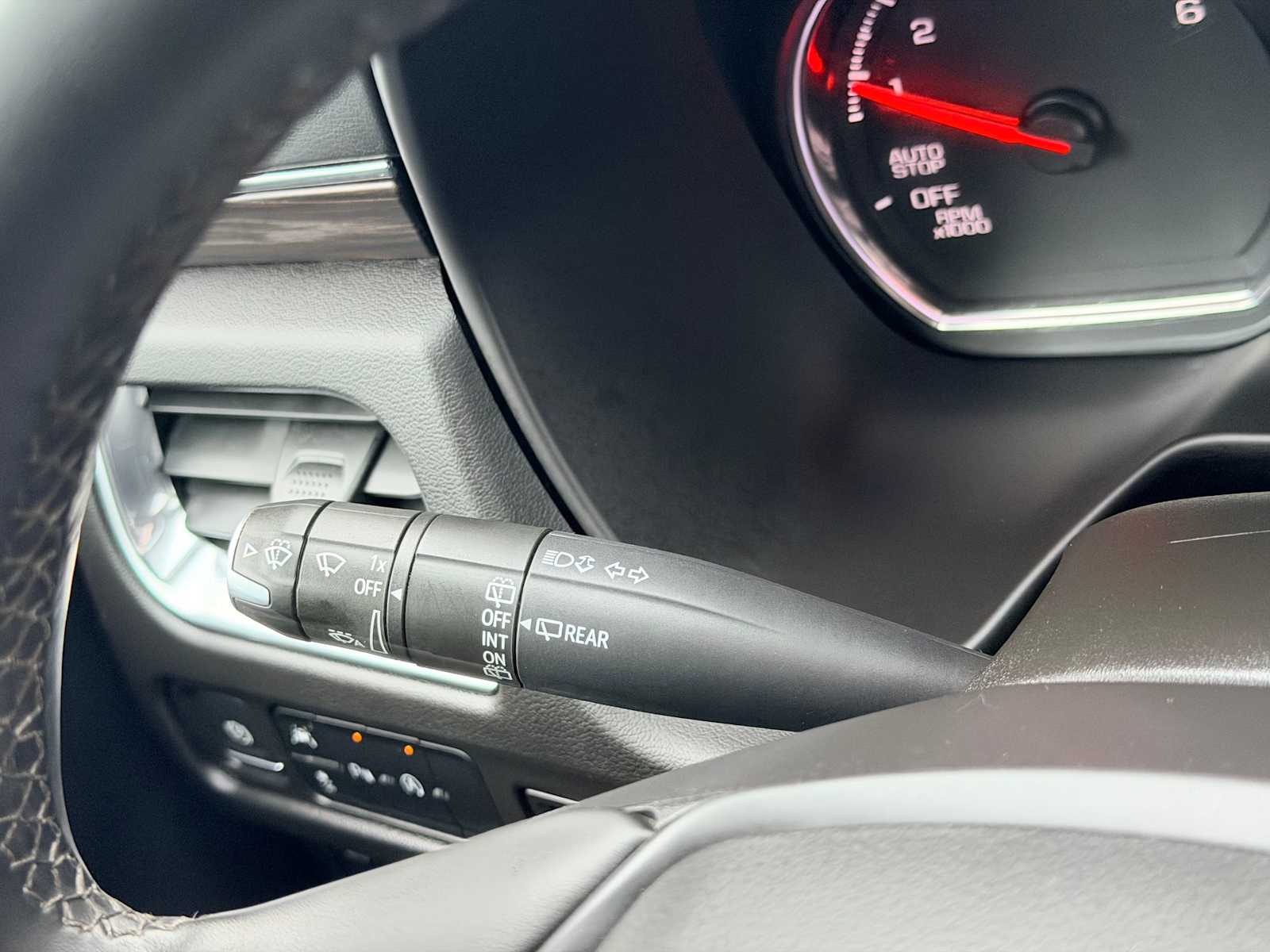 Thumbnail: 2024 Chevrolet Tahoe - 25