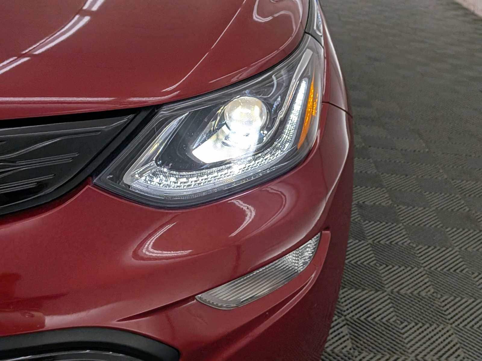 Thumbnail: 2021 Chevrolet Bolt EV - 10