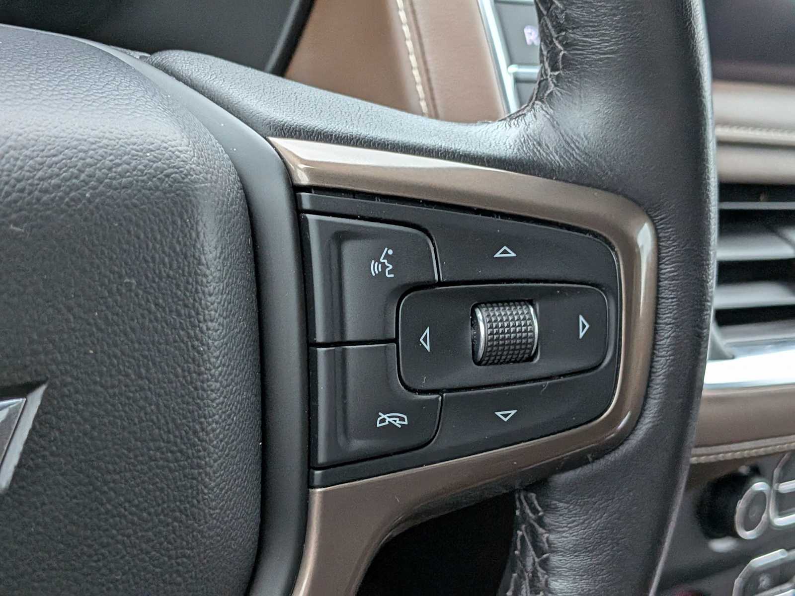 Thumbnail: 2022 Chevrolet Tahoe - 26