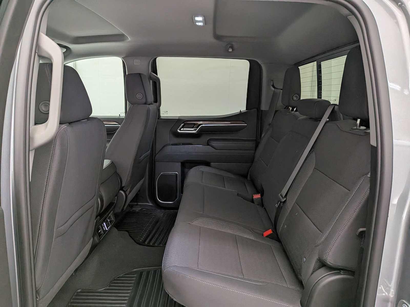 Thumbnail: 2026 Chevrolet Silverado 1500 - 23