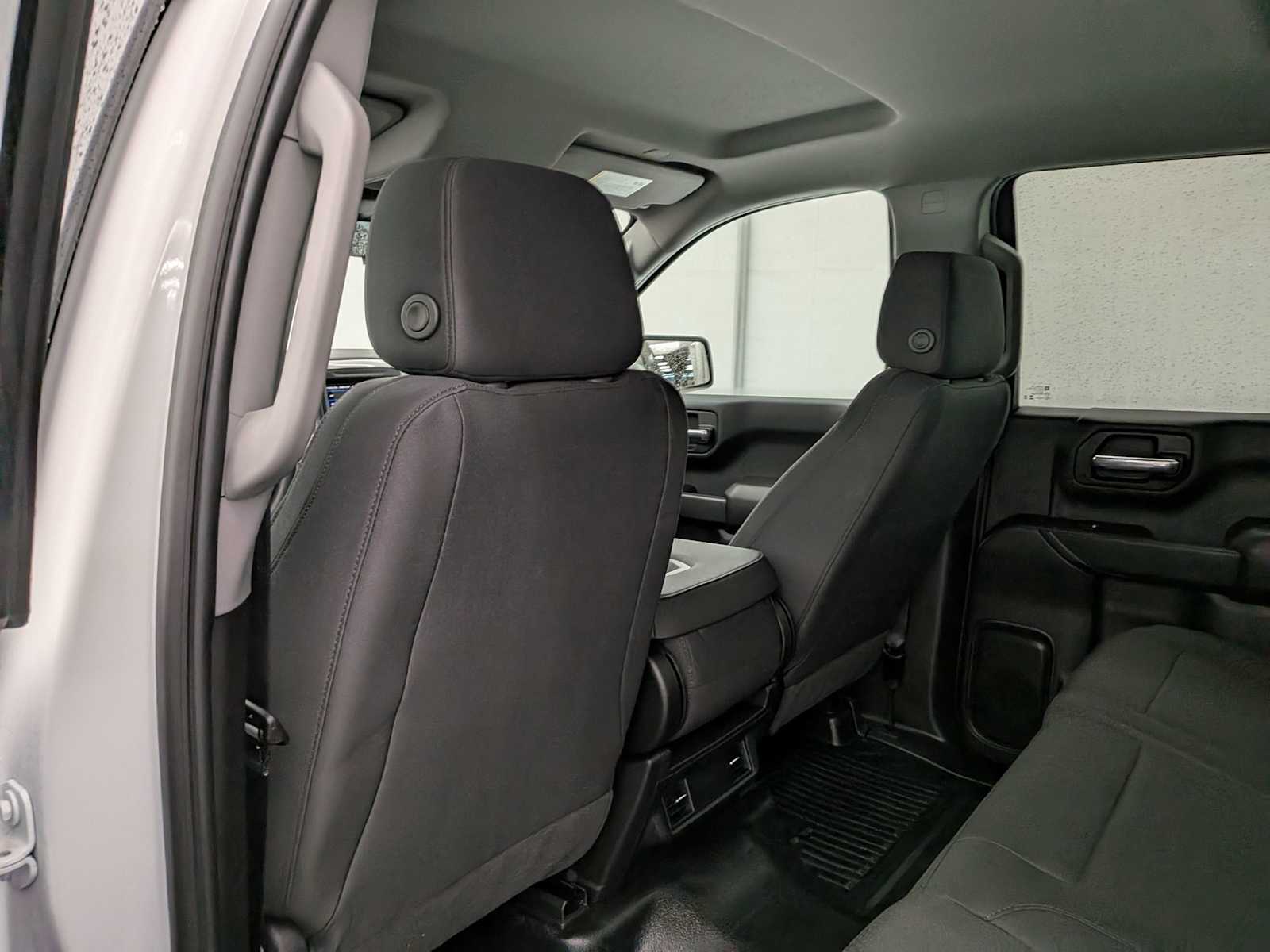 Thumbnail: 2025 Chevrolet Silverado 1500 - 21