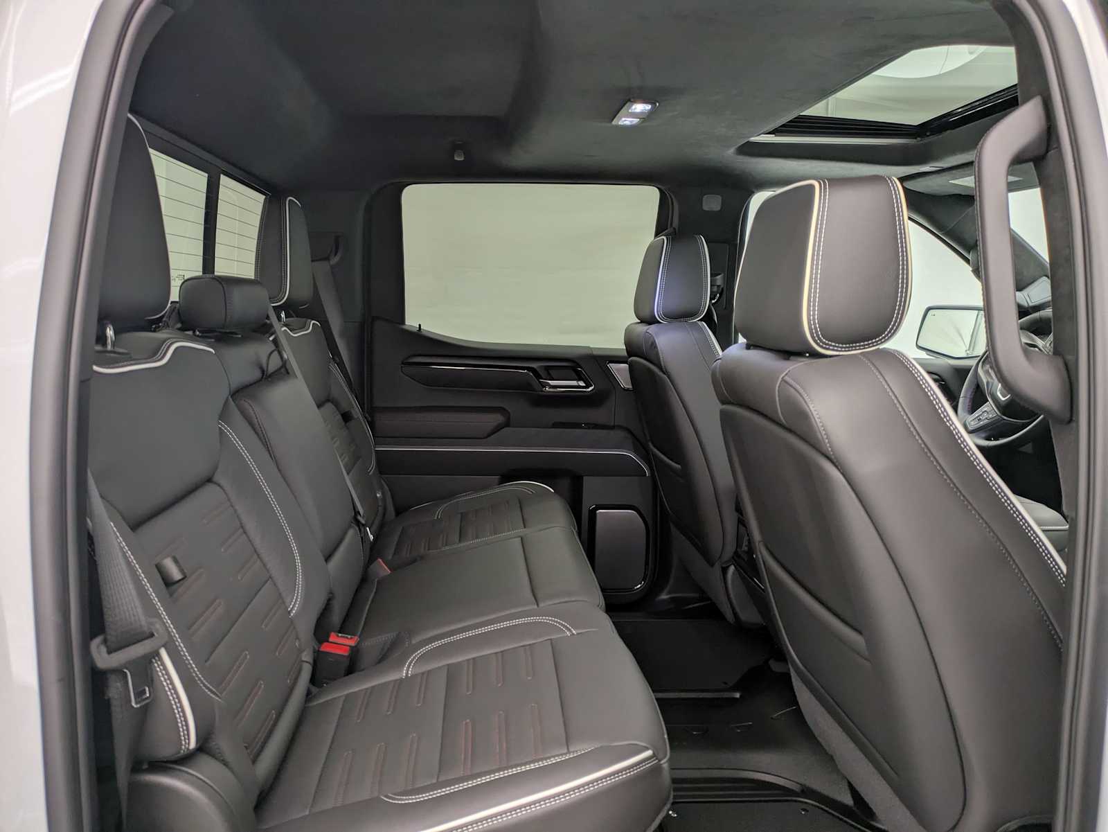 2025 GMC Sierra 1500 AT4X 24
