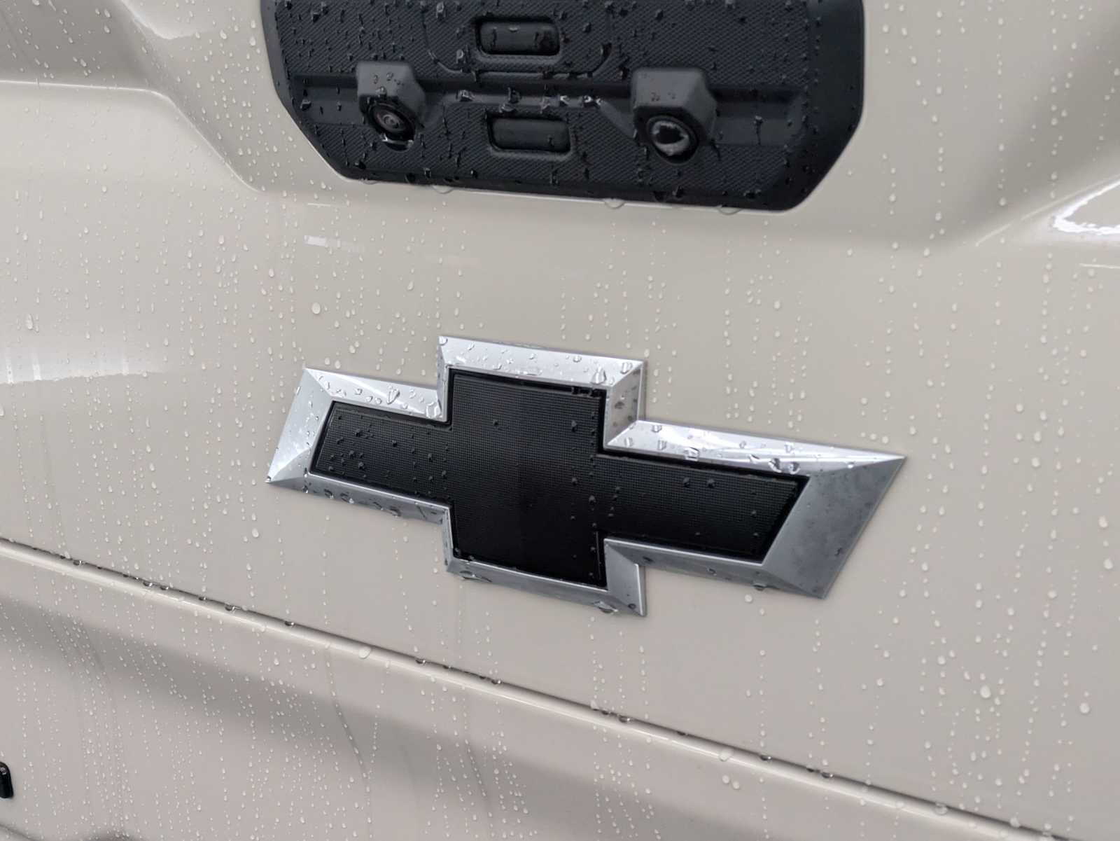 Thumbnail: 2026 Chevrolet Silverado 1500 - 13