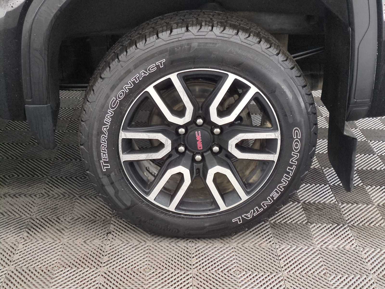 Thumbnail: 2023 GMC Sierra 1500 - 12