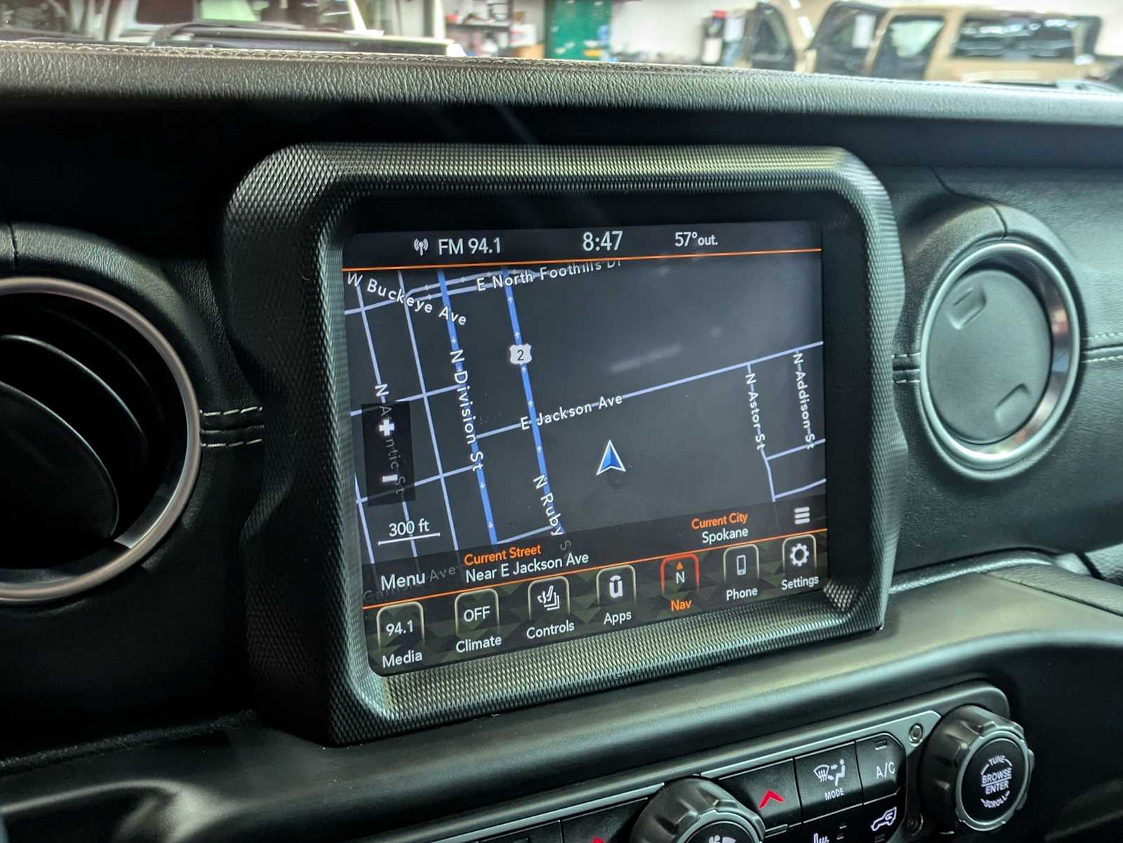 2021 Jeep Wrangler Sahara 28