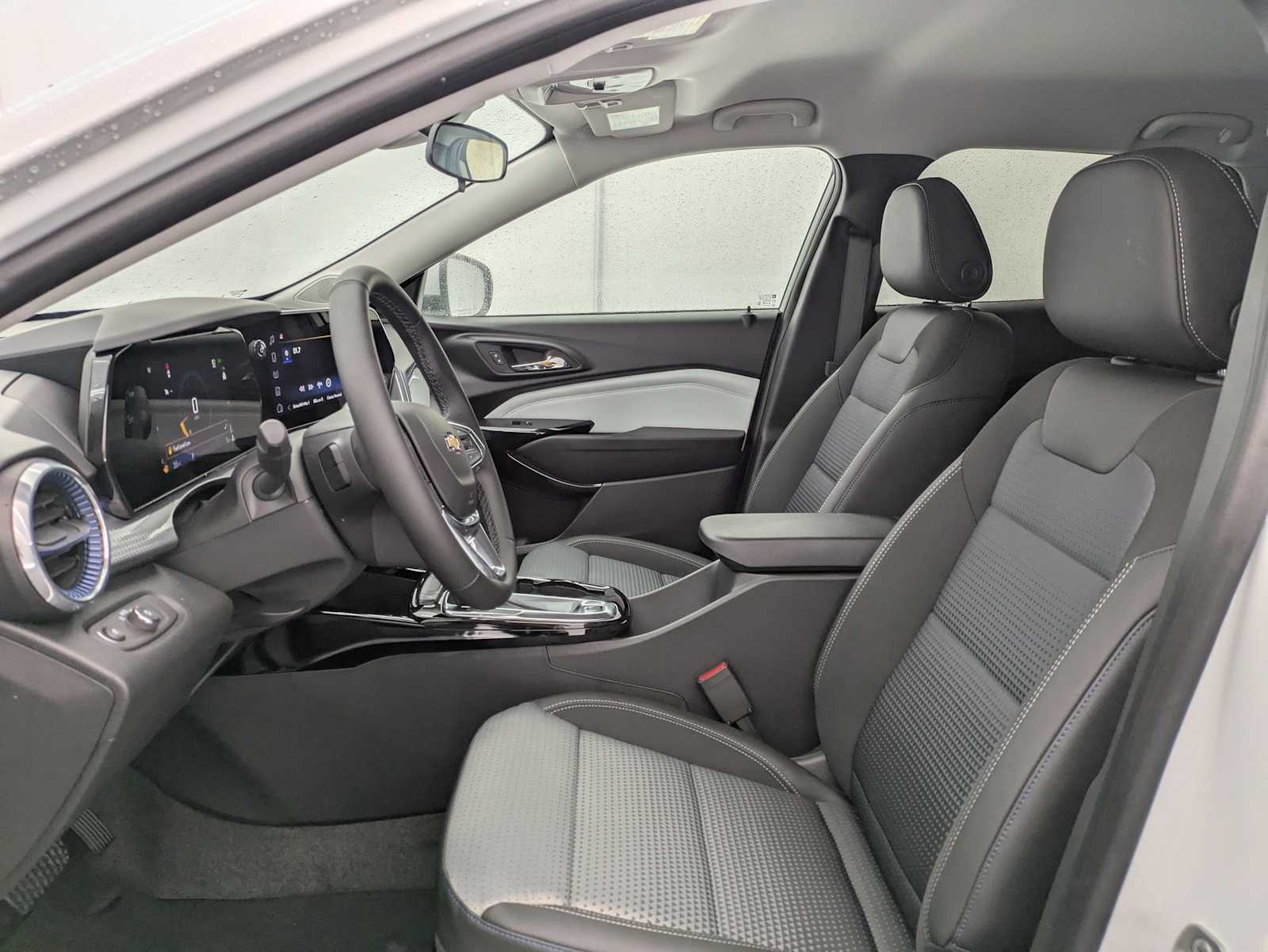 Thumbnail: 2026 Chevrolet Trax - 17