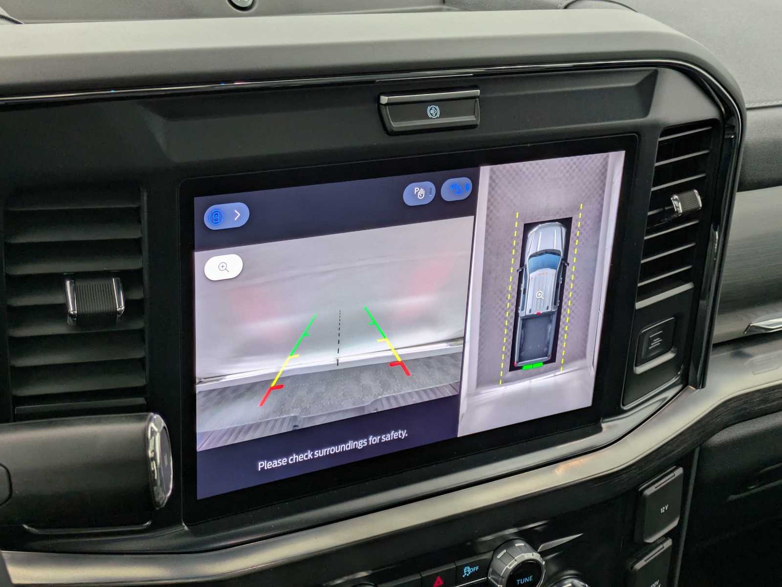 Thumbnail: 2025 Ford F-350 - 30