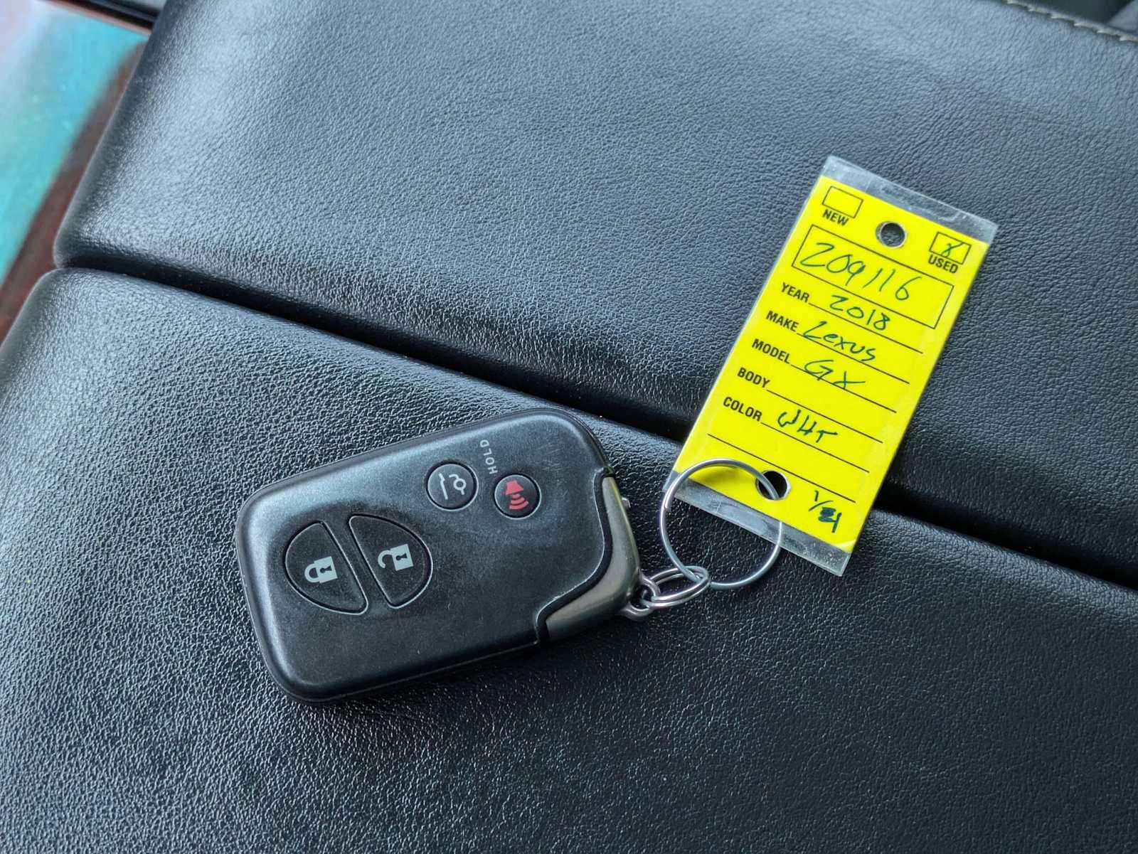 Thumbnail: 2018 Lexus GX - 35