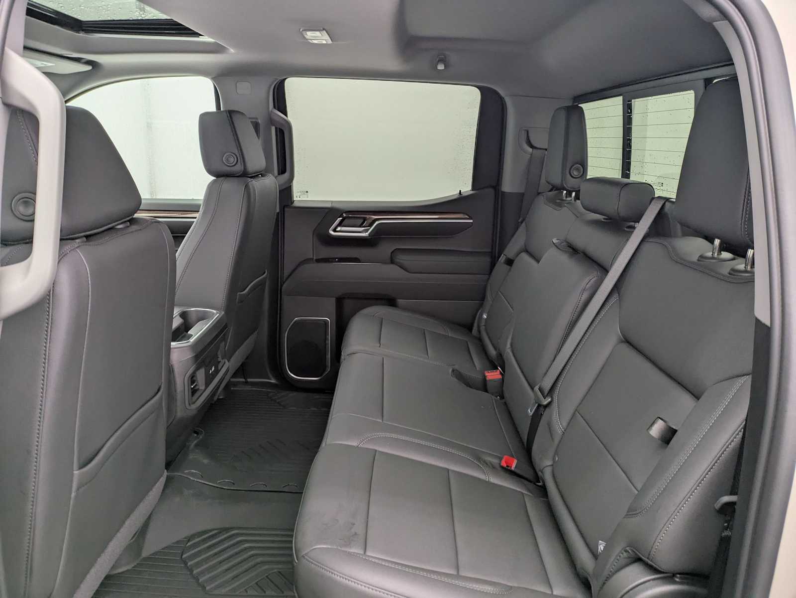 Thumbnail: 2026 Chevrolet Silverado 1500 - 23