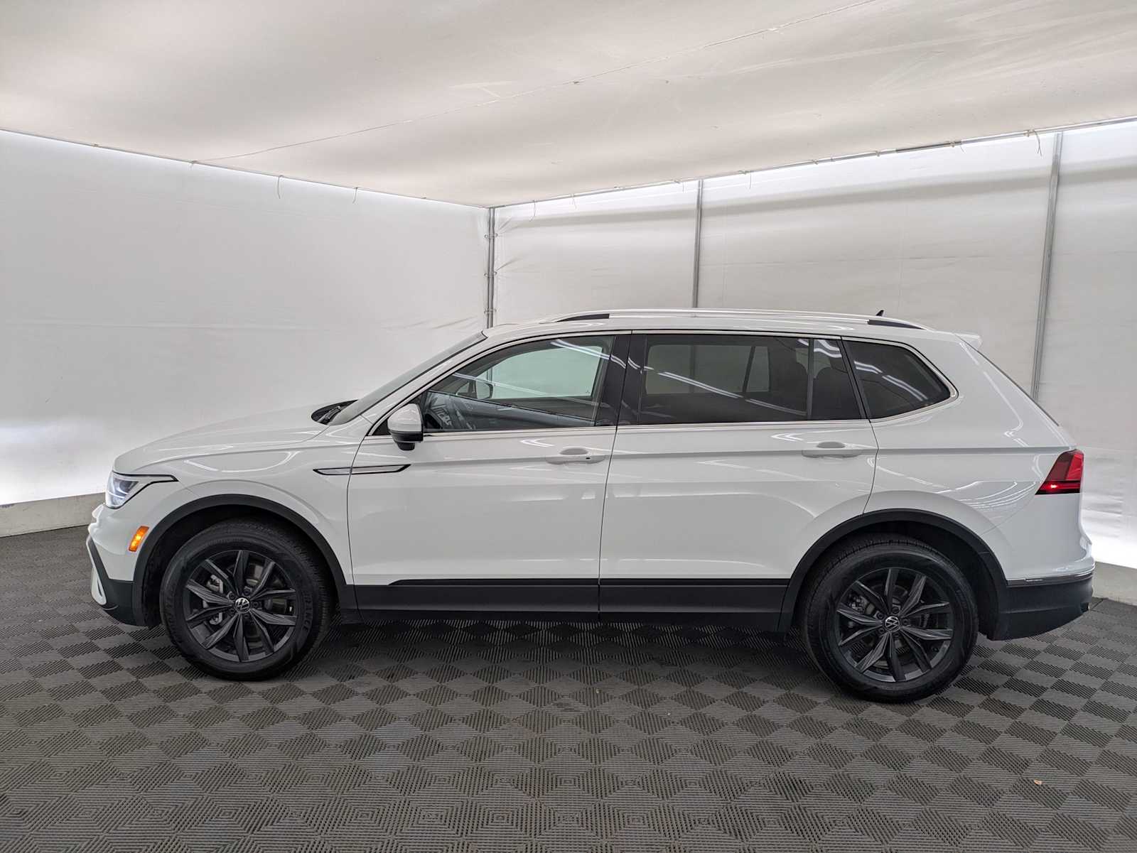 2024 Volkswagen Tiguan 2.0T 3