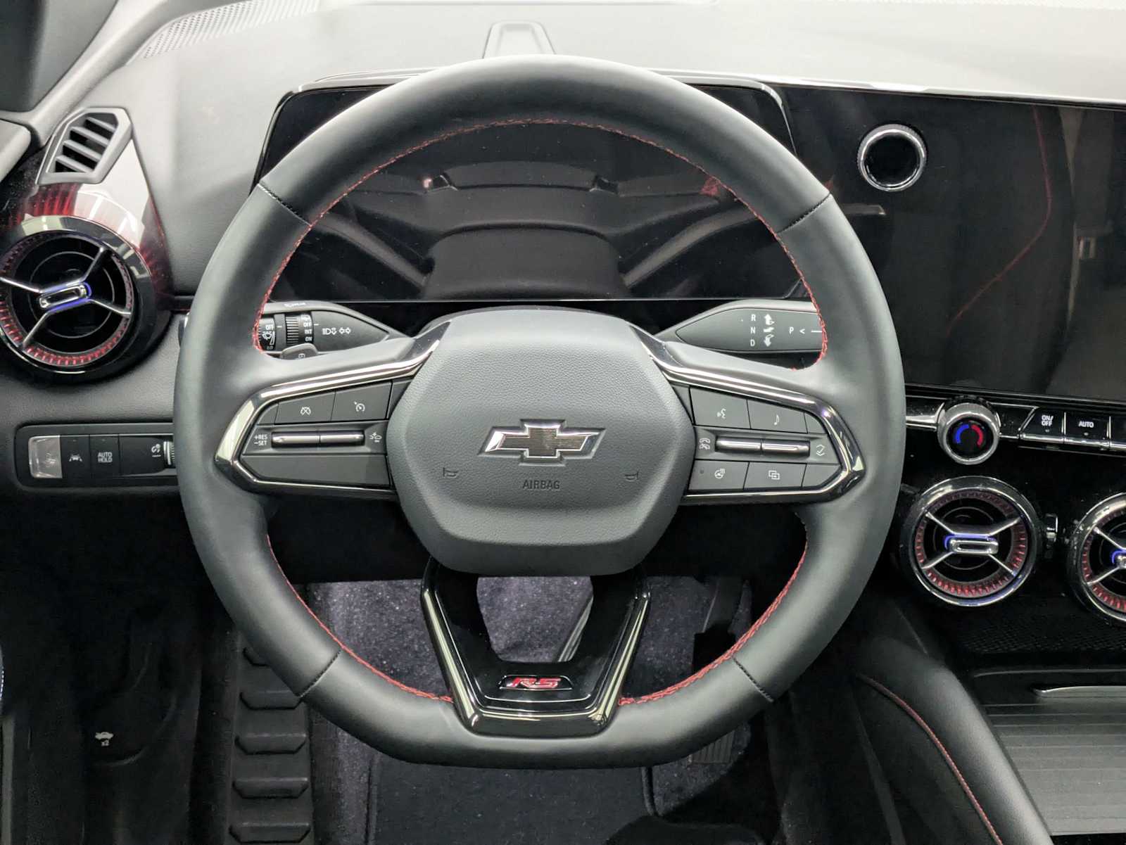 Thumbnail: 2025 Chevrolet Blazer EV - 24