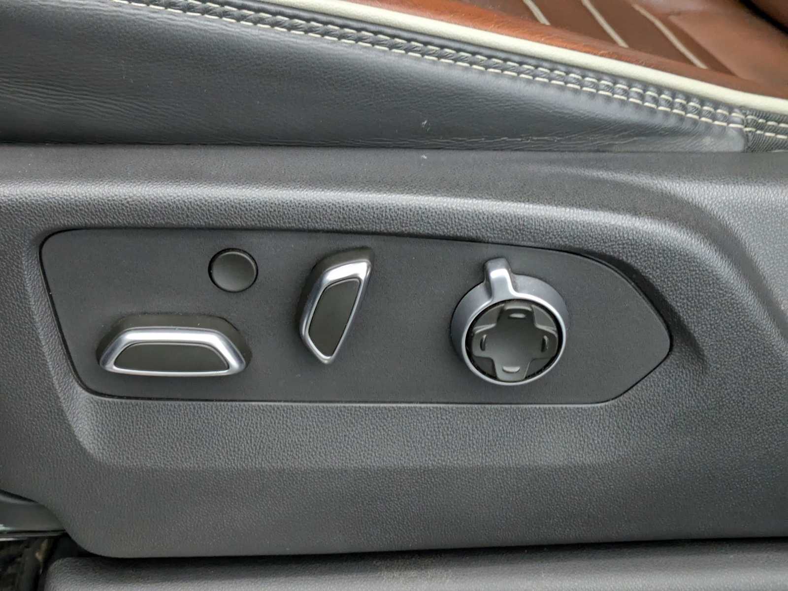 Thumbnail: 2024 GMC Sierra 1500 - 19