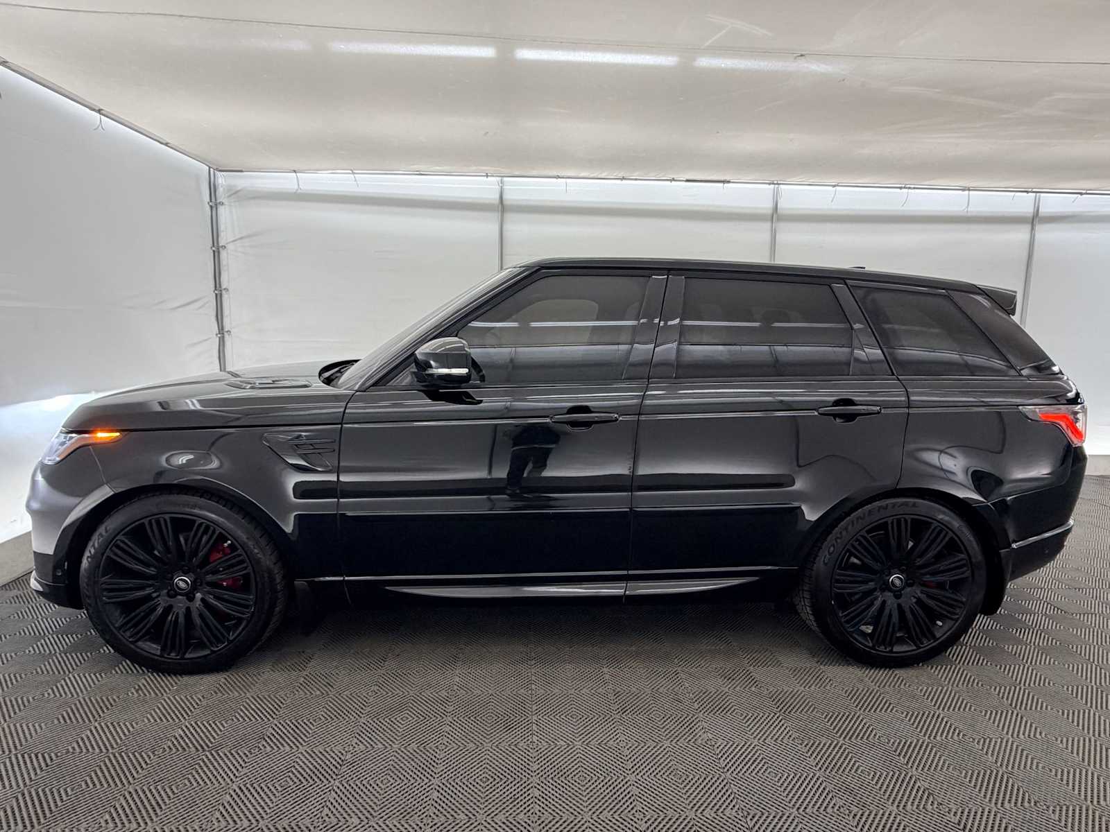 Thumbnail: 2018 Land Rover Range Rover Sport - 3