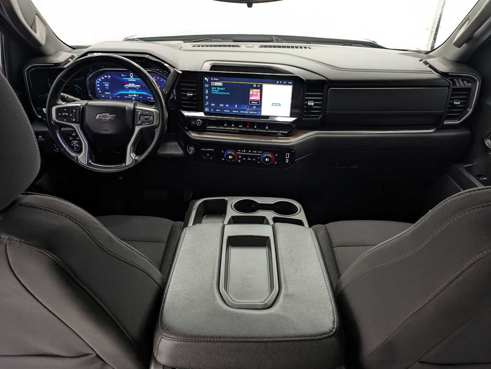 Thumbnail: 2023 Chevrolet Silverado 1500 - 17