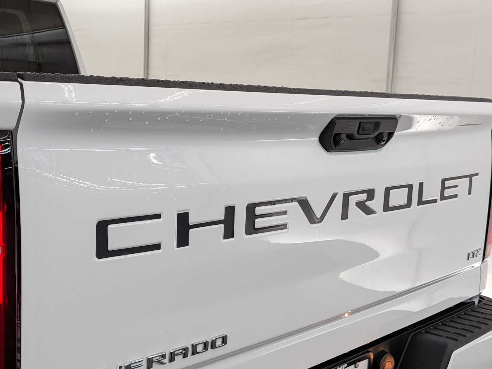 Thumbnail: 2026 Chevrolet Silverado 2500 - 15