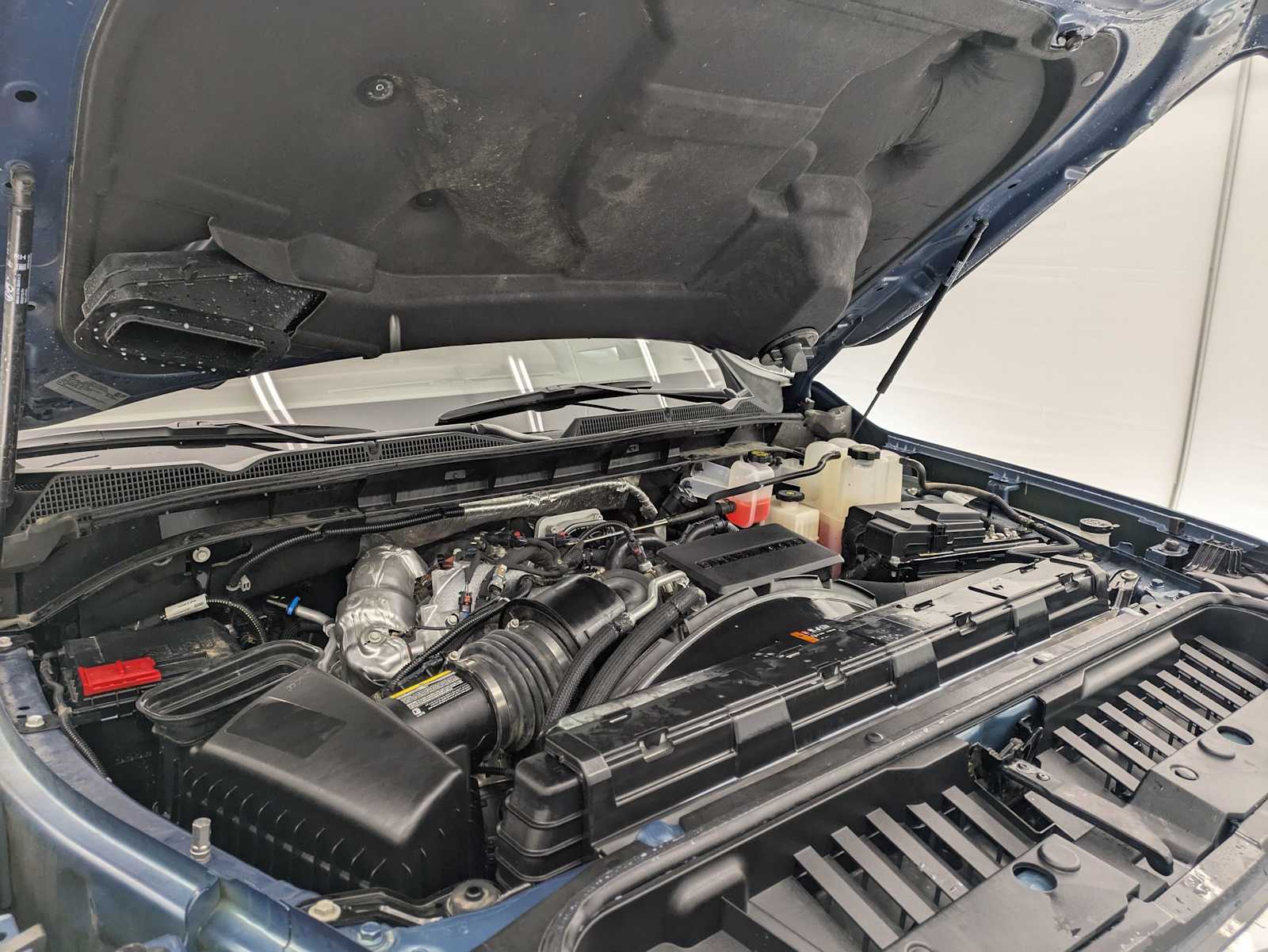 Thumbnail: 2025 GMC Sierra 2500 - 16