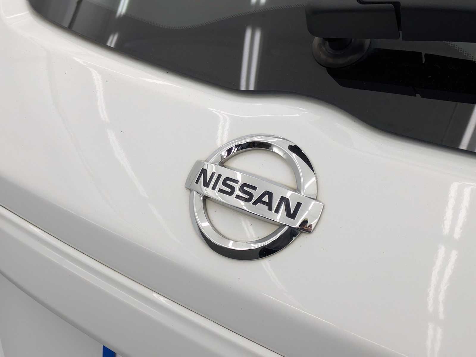 Thumbnail: 2018 Nissan Kicks - 11