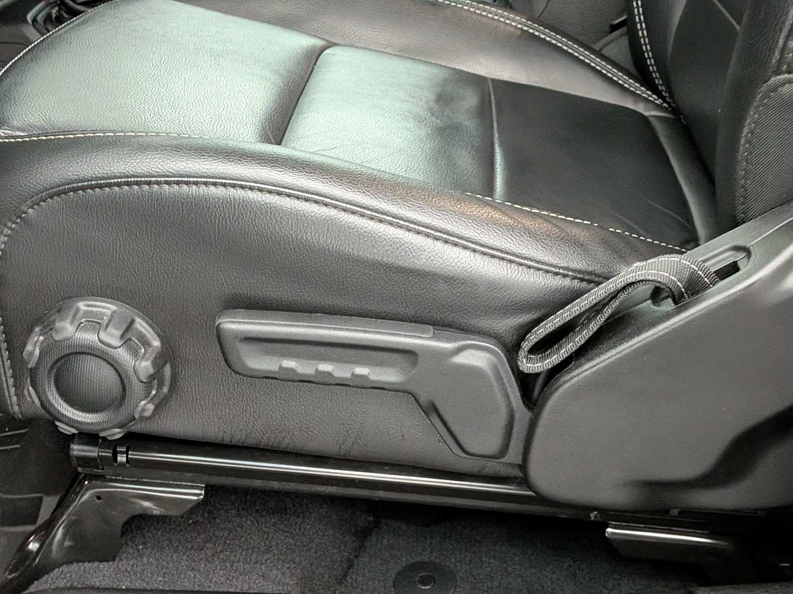 Thumbnail: 2023 Jeep Wrangler - 18