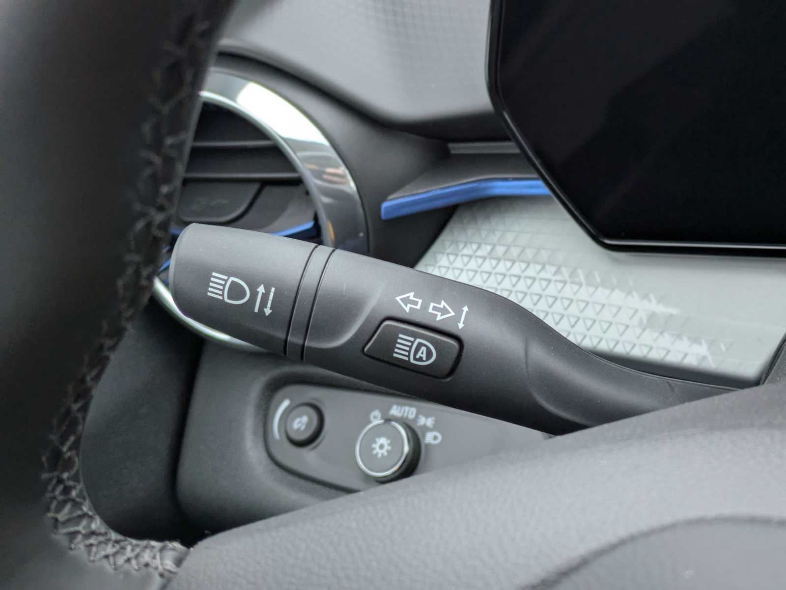 Thumbnail: 2026 Chevrolet Trax - 27