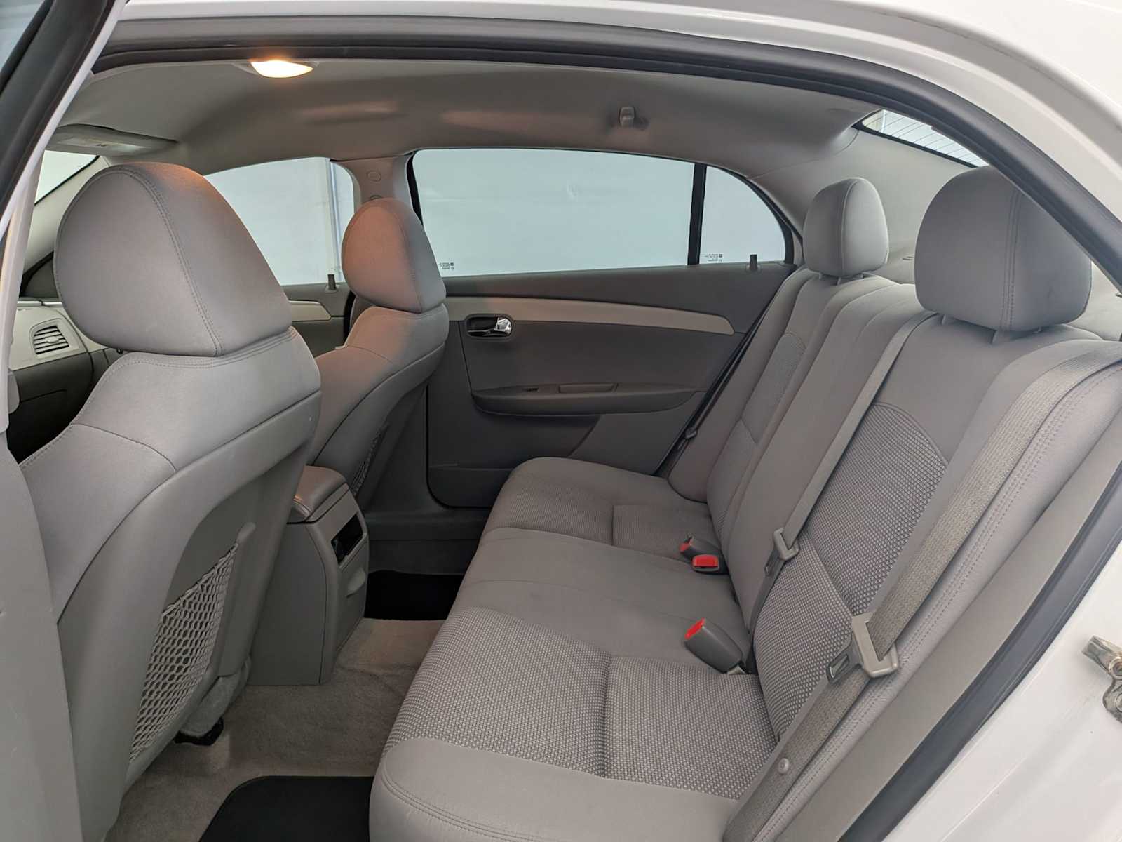Thumbnail: 2011 Chevrolet Malibu - 19