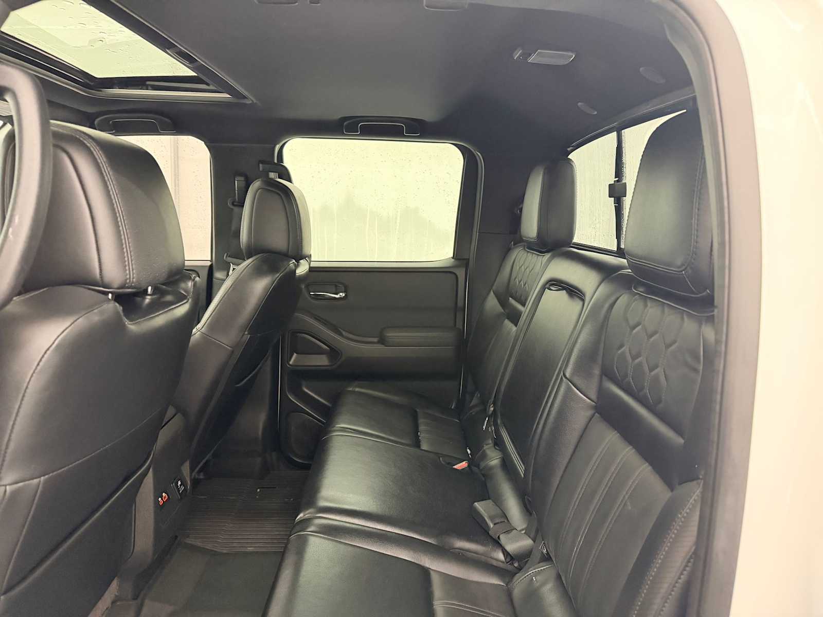 Thumbnail: 2022 Nissan Frontier - 21