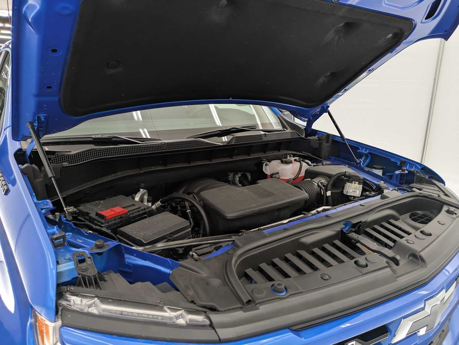 Thumbnail: 2025 Chevrolet Silverado 1500 - 17