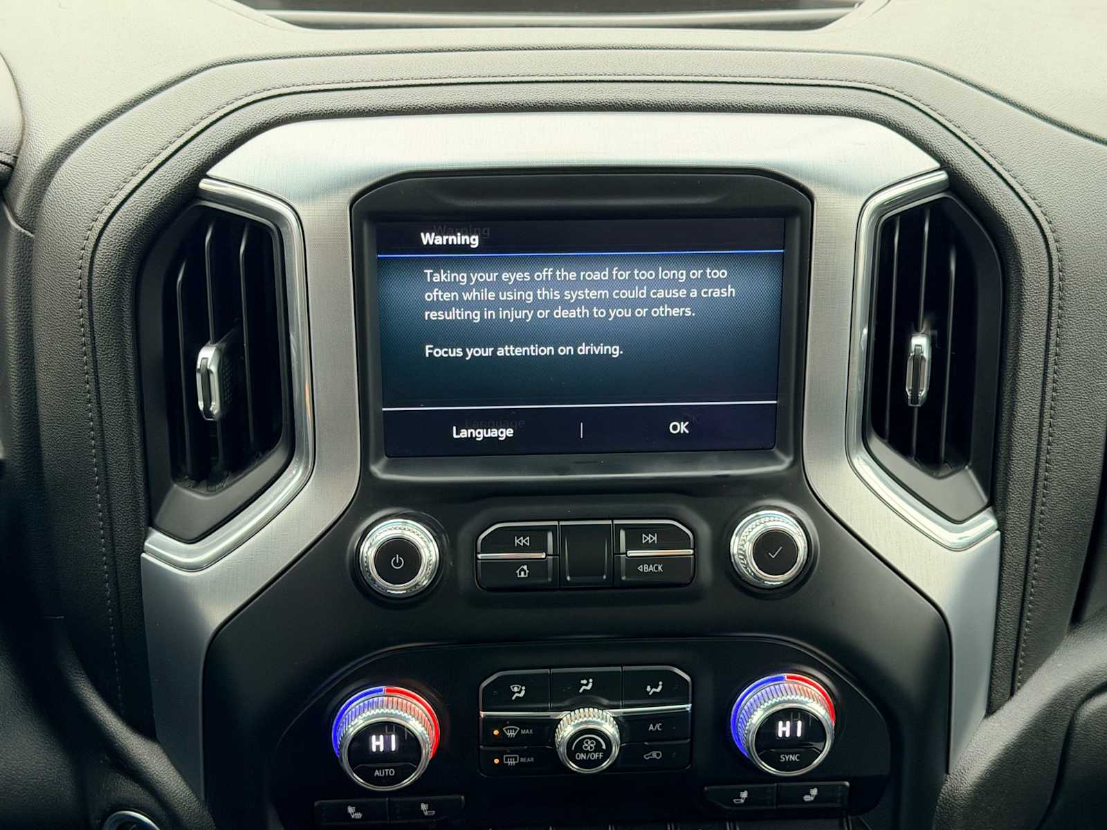 Thumbnail: 2023 GMC Sierra 3500 - 27