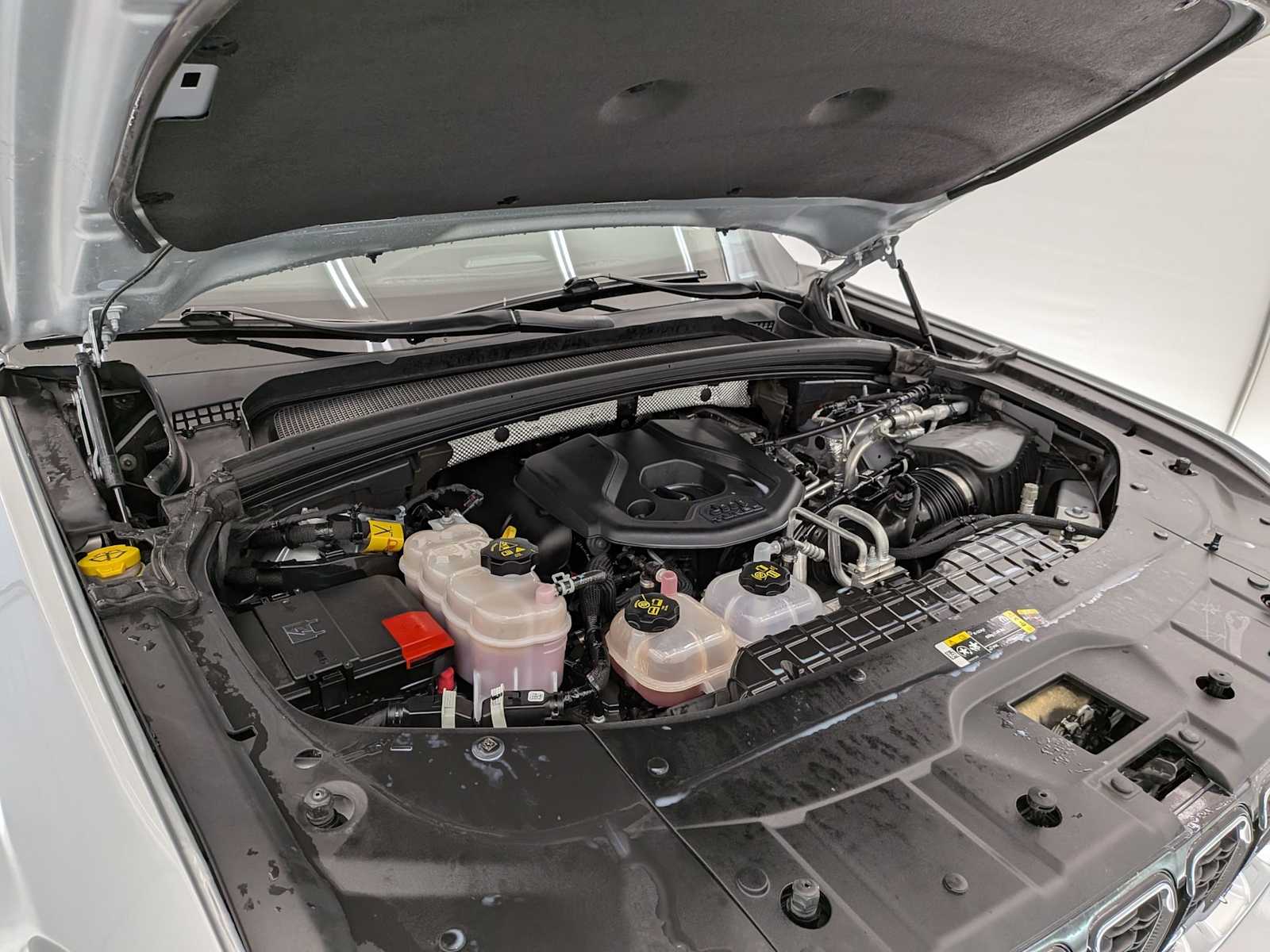 Thumbnail: 2024 Jeep Grand Cherokee - 17