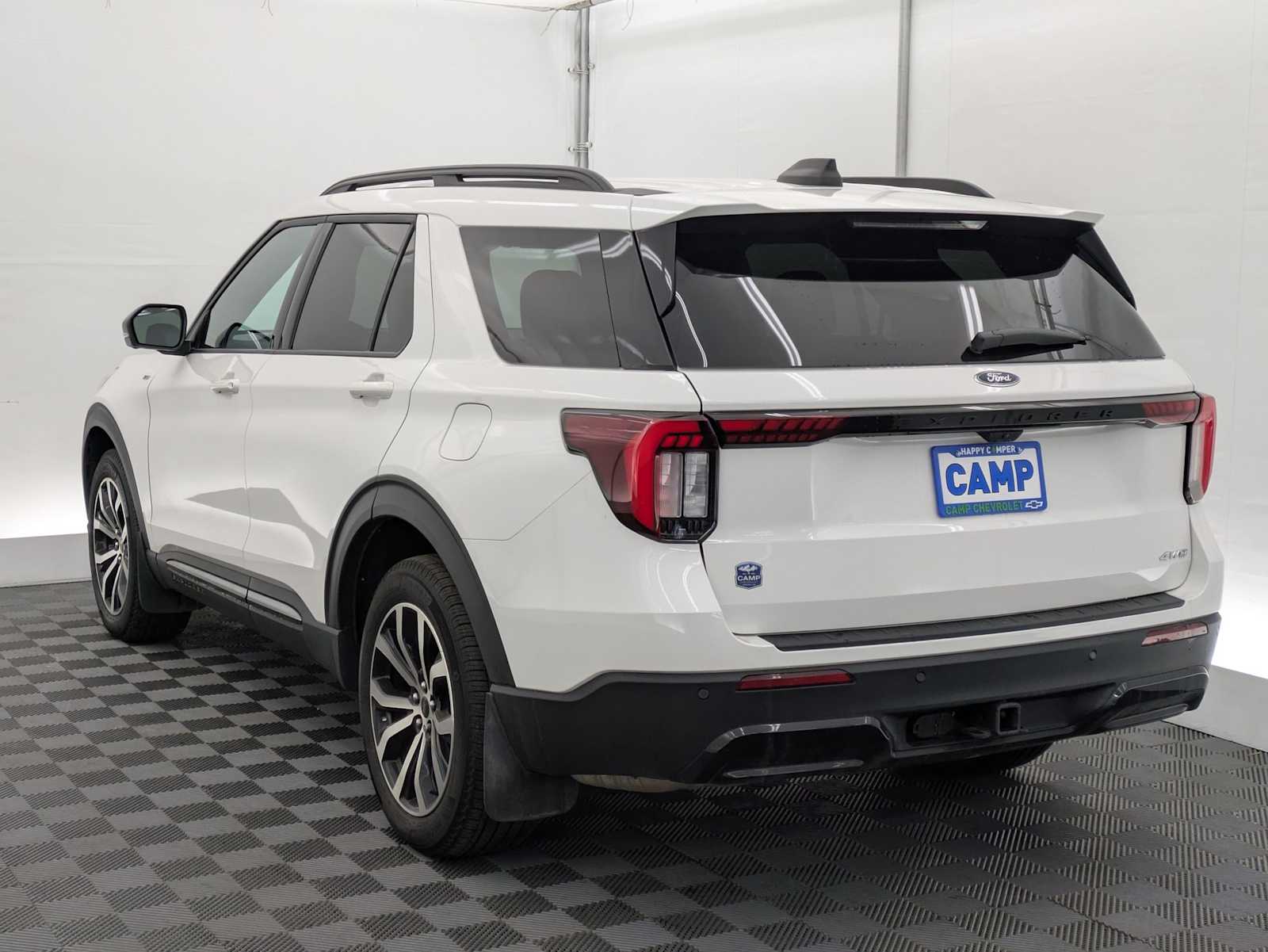 Thumbnail: 2025 Ford Explorer - 4