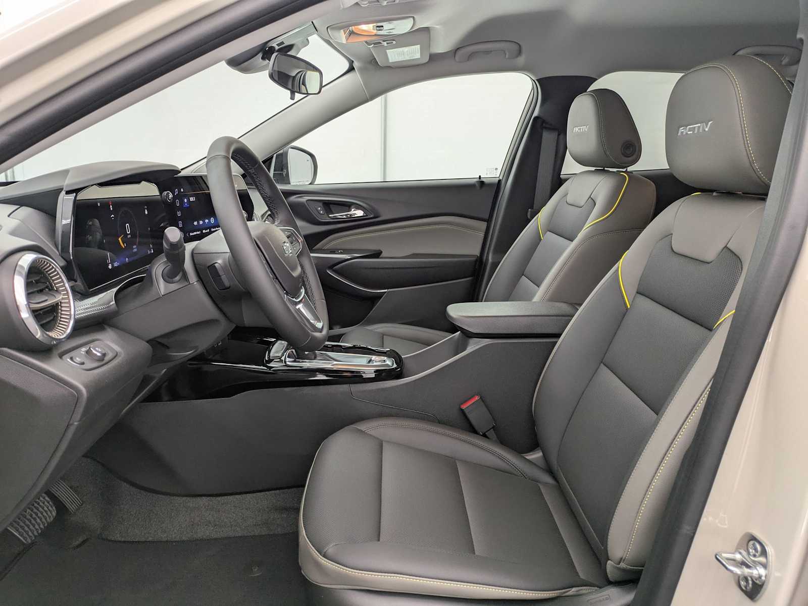 Thumbnail: 2026 Chevrolet Trax - 17