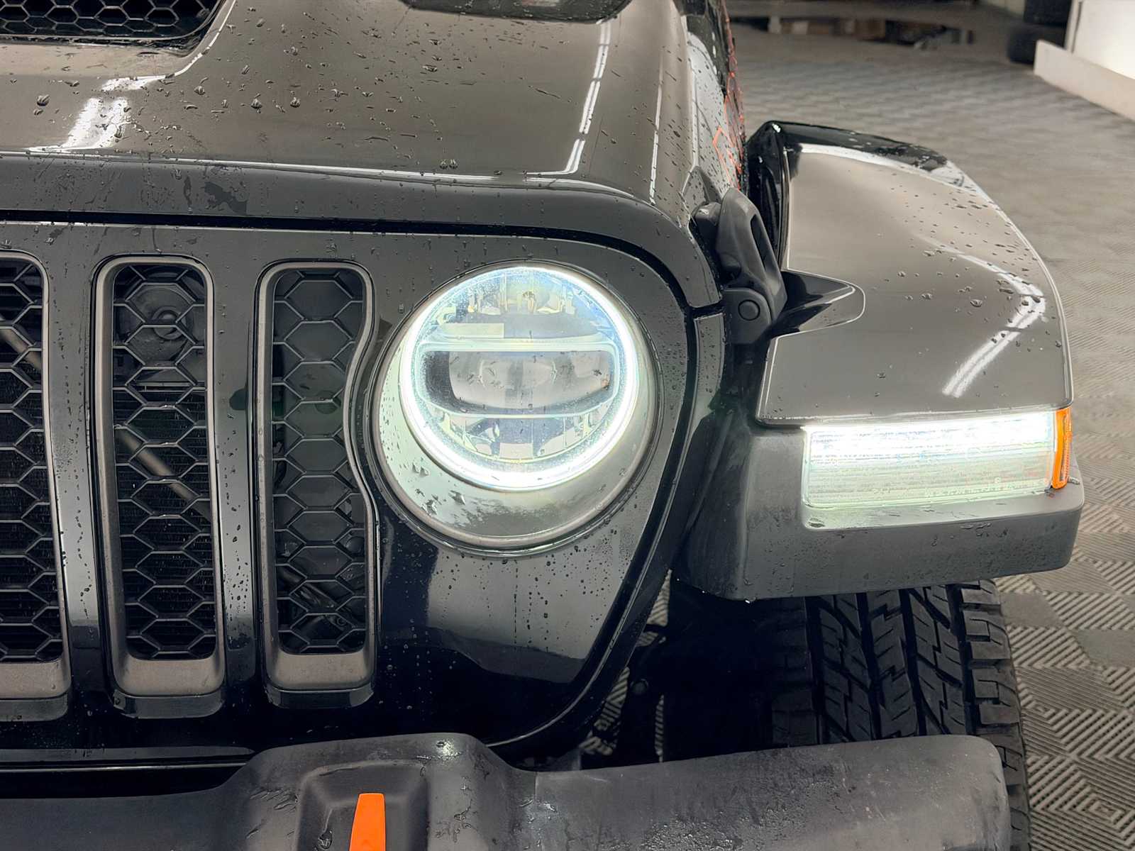 Thumbnail: 2022 Jeep Gladiator - 10