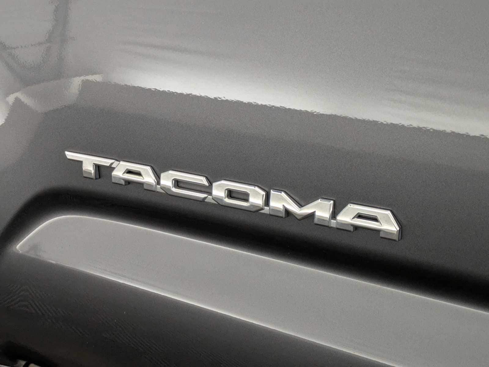 2020 Toyota Tacoma TRD Sport 11