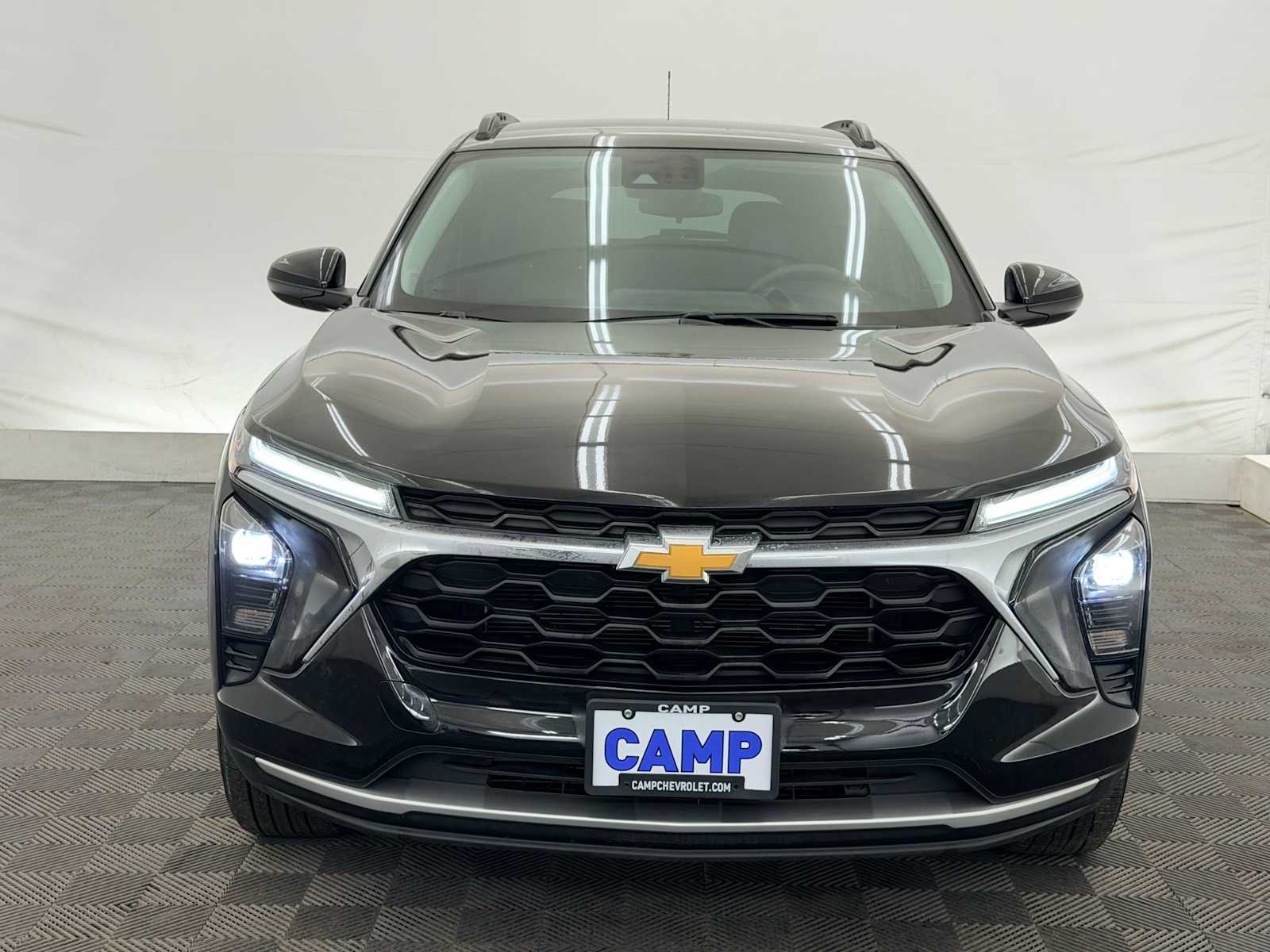 Thumbnail: 2024 Chevrolet Trax - 9