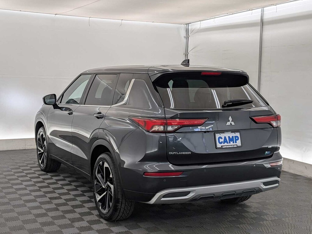 Used 2024 Mitsubishi Outlander SE SUV