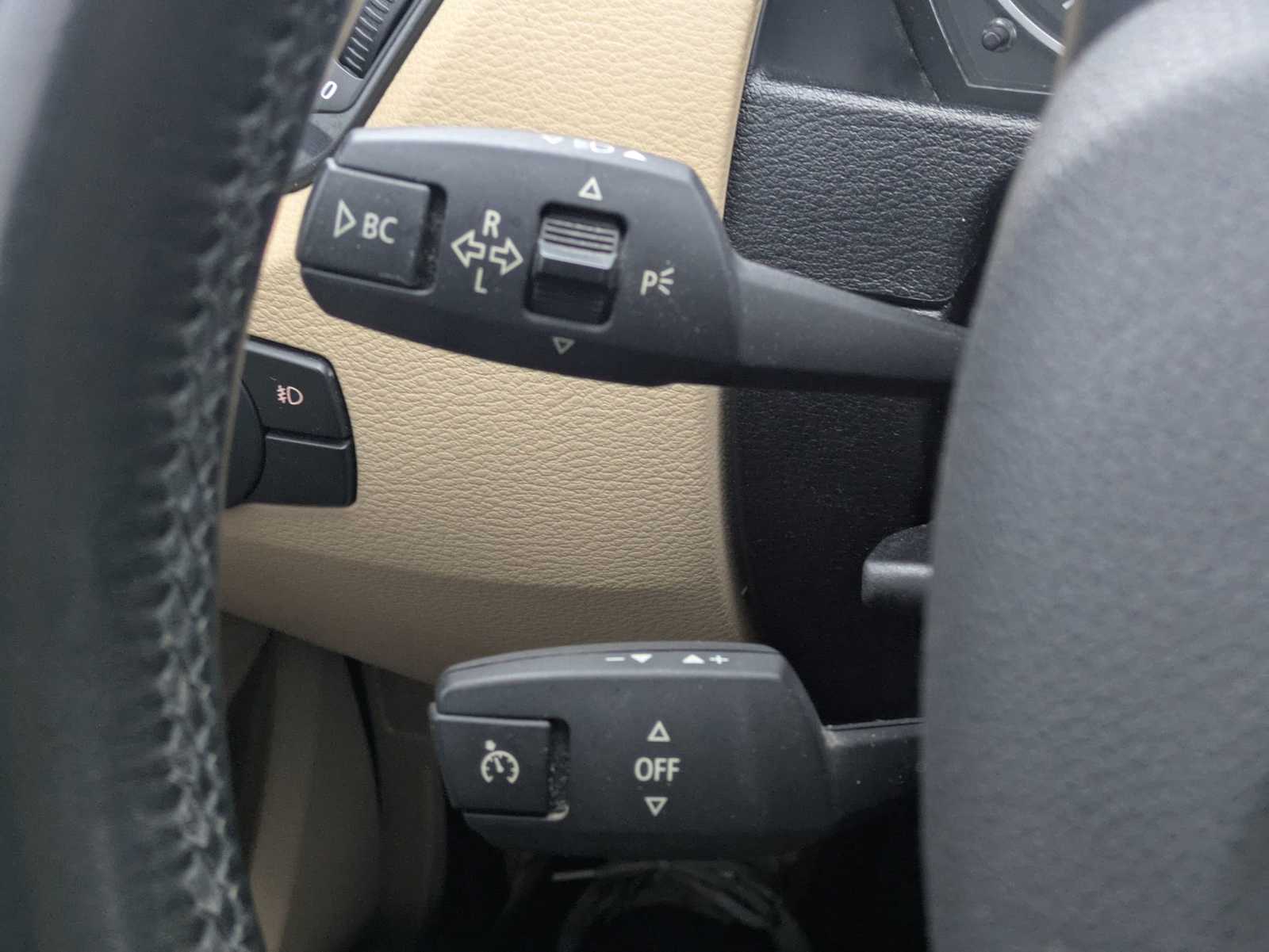 Thumbnail: 2014 BMW X1 - 29