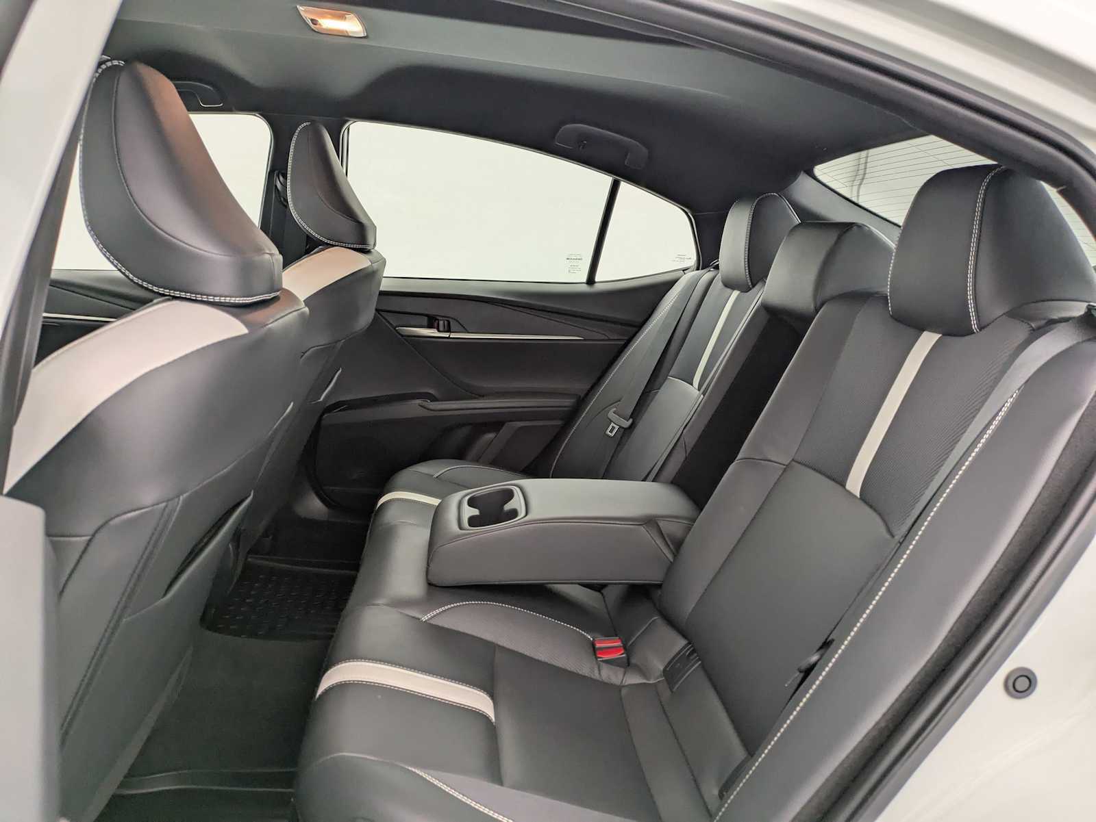 Thumbnail: 2025 Toyota Camry - 20