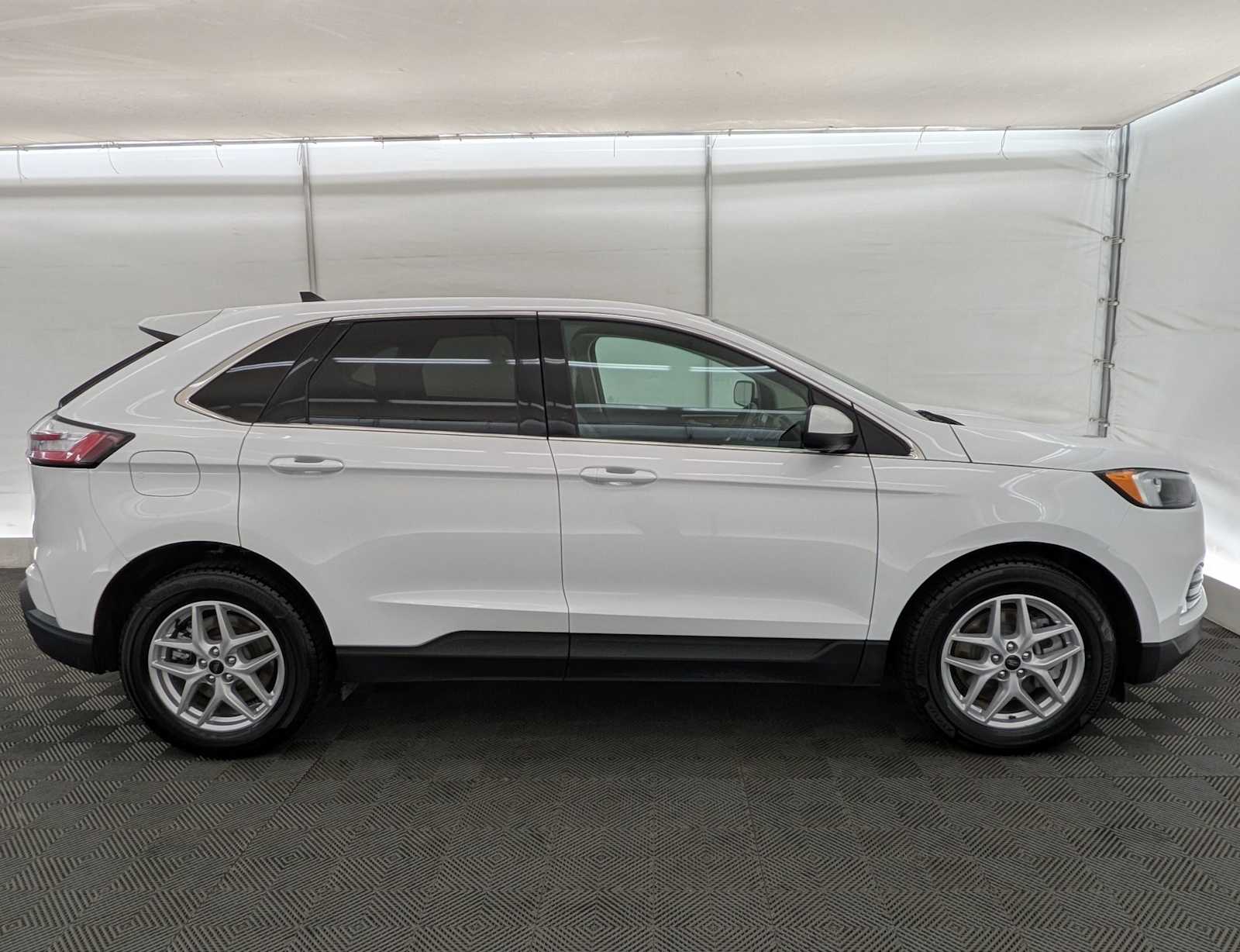 Thumbnail: 2024 Ford Edge - 7