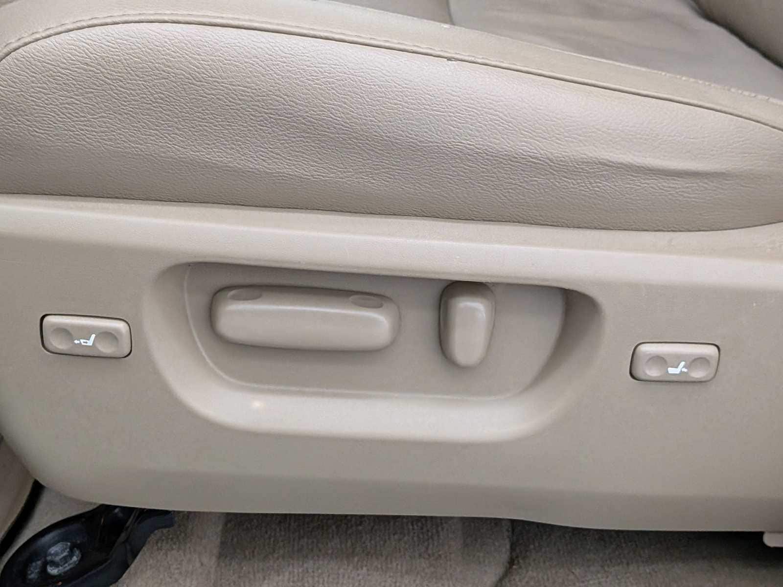 Thumbnail: 2008 Toyota Tundra - 20