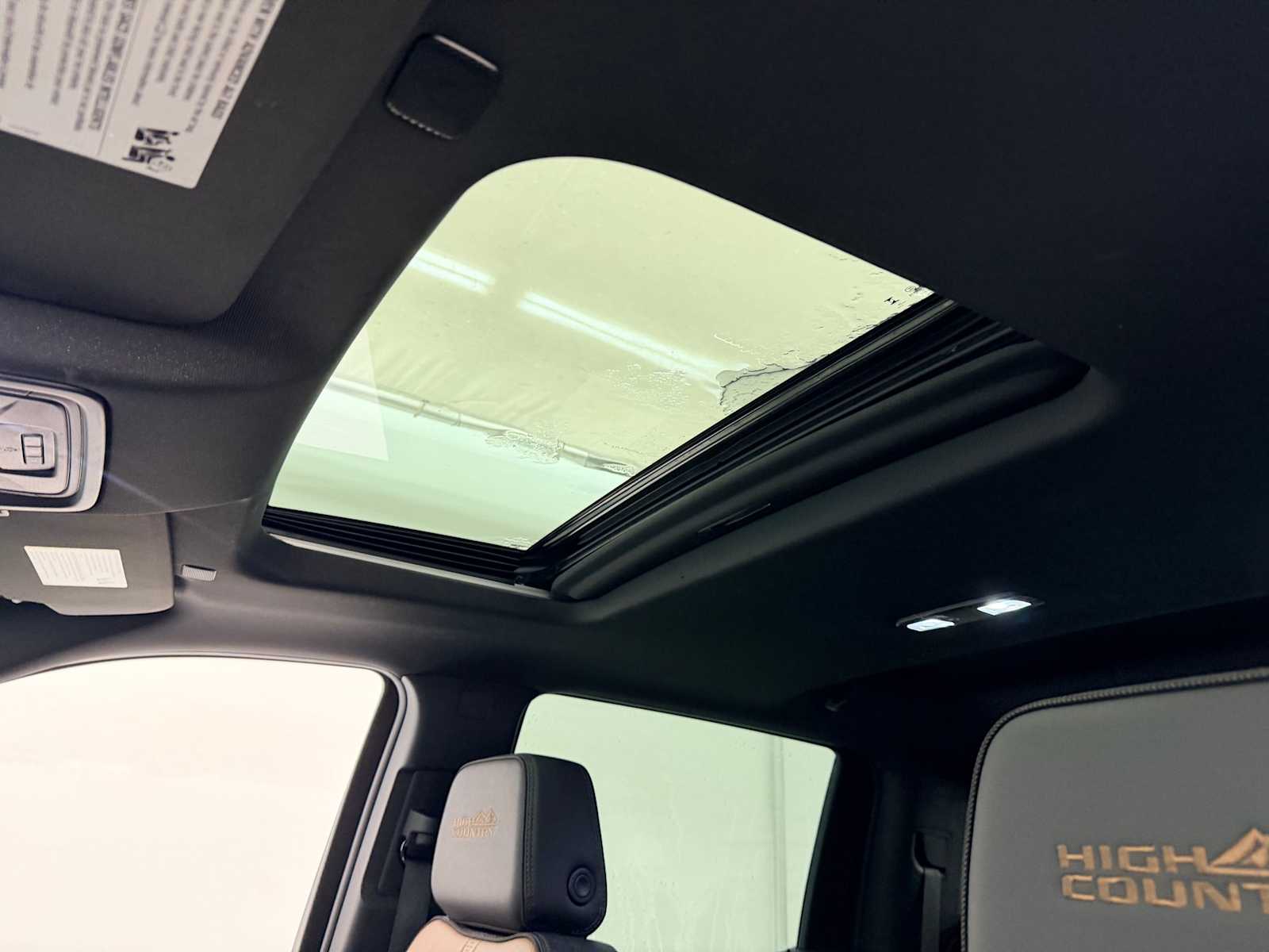 Thumbnail: 2024 Chevrolet Silverado 1500 - 22