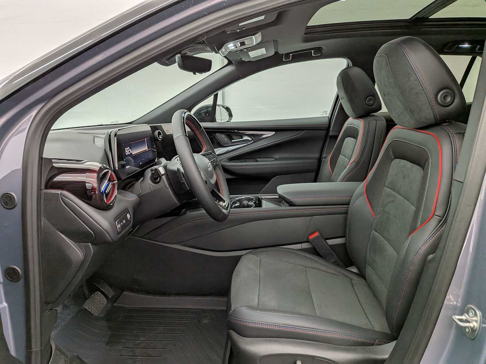 Thumbnail: 2026 Chevrolet Blazer EV - 17