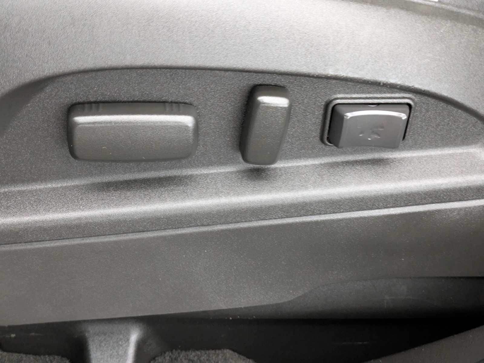Thumbnail: 2012 GMC Terrain - 19