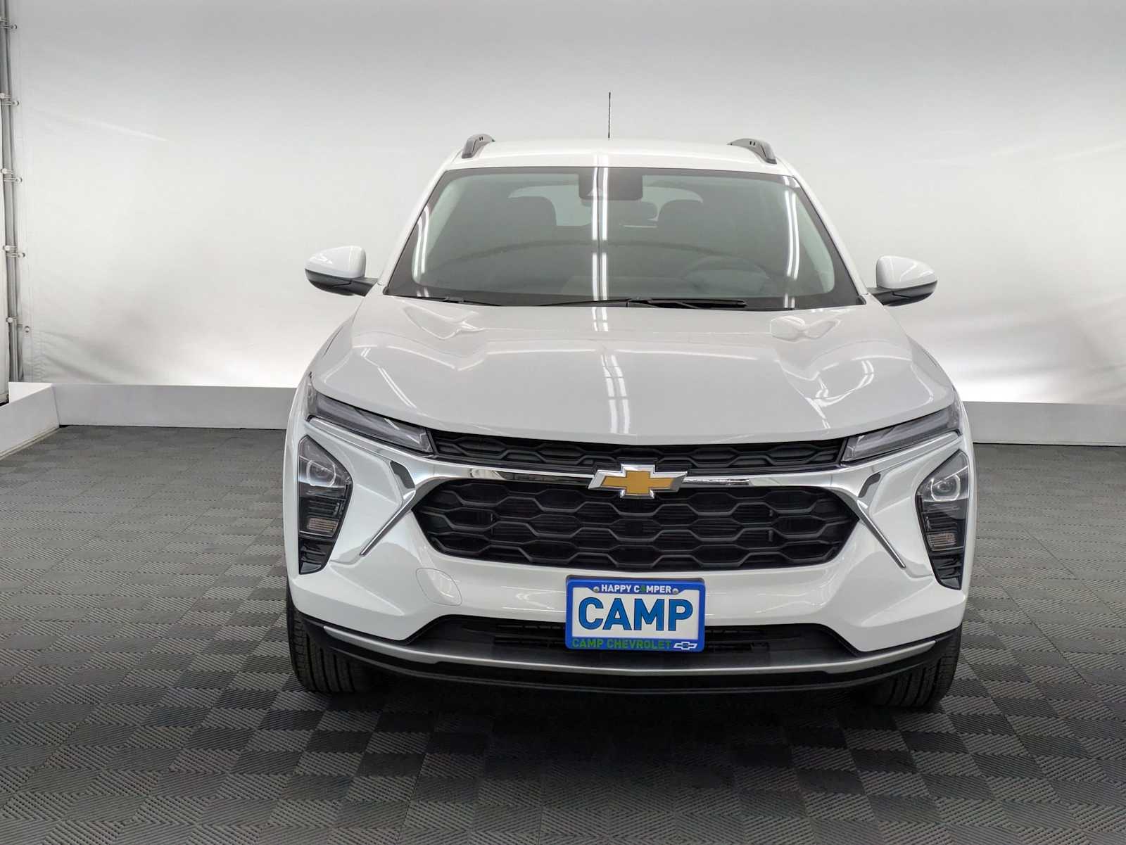 Thumbnail: 2026 Chevrolet Trax - 8